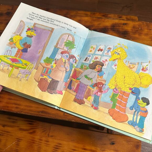 Vintage 1984 Sesame Street Every Morning At Play Group Hardcover Book - Picture 5 of 10